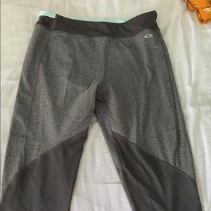 Grey Capri leggings